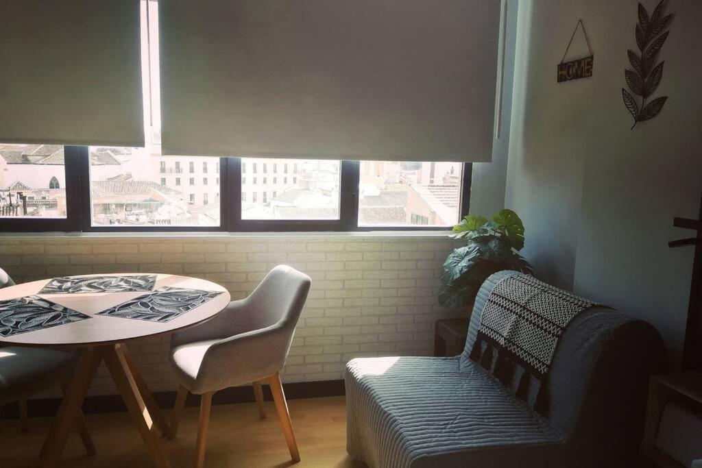 New Studio In Malaga With Views And Very Quiet Exterior photo